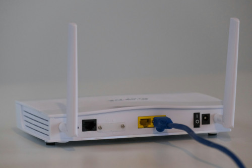 Avec les Systèmes Wi-Fi Mesh : Obtenez une couverture Internet complète à domicile
