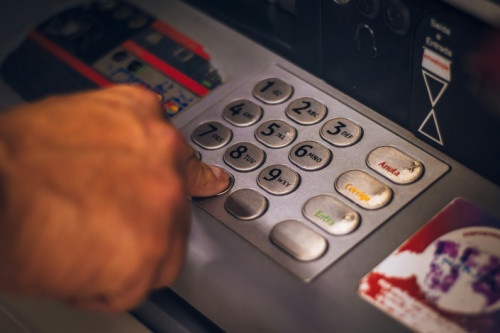 Perte ou Vol de Carte Bancaire : Voici Comment Faire Opposition Rapidement !
