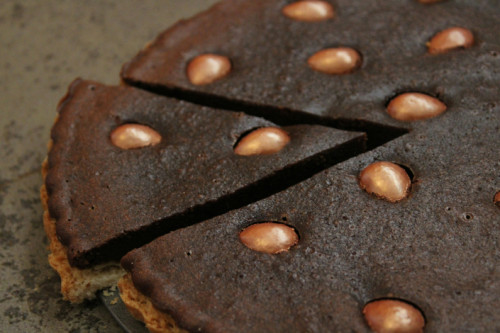 Optez pour une tarte au chocolat et aux amandes